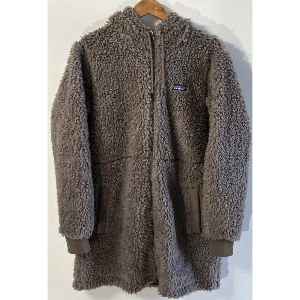 Women's Dusty Mesa Parka Style # 25115 Furry Taupe Large Shaggy Pile Patagonia